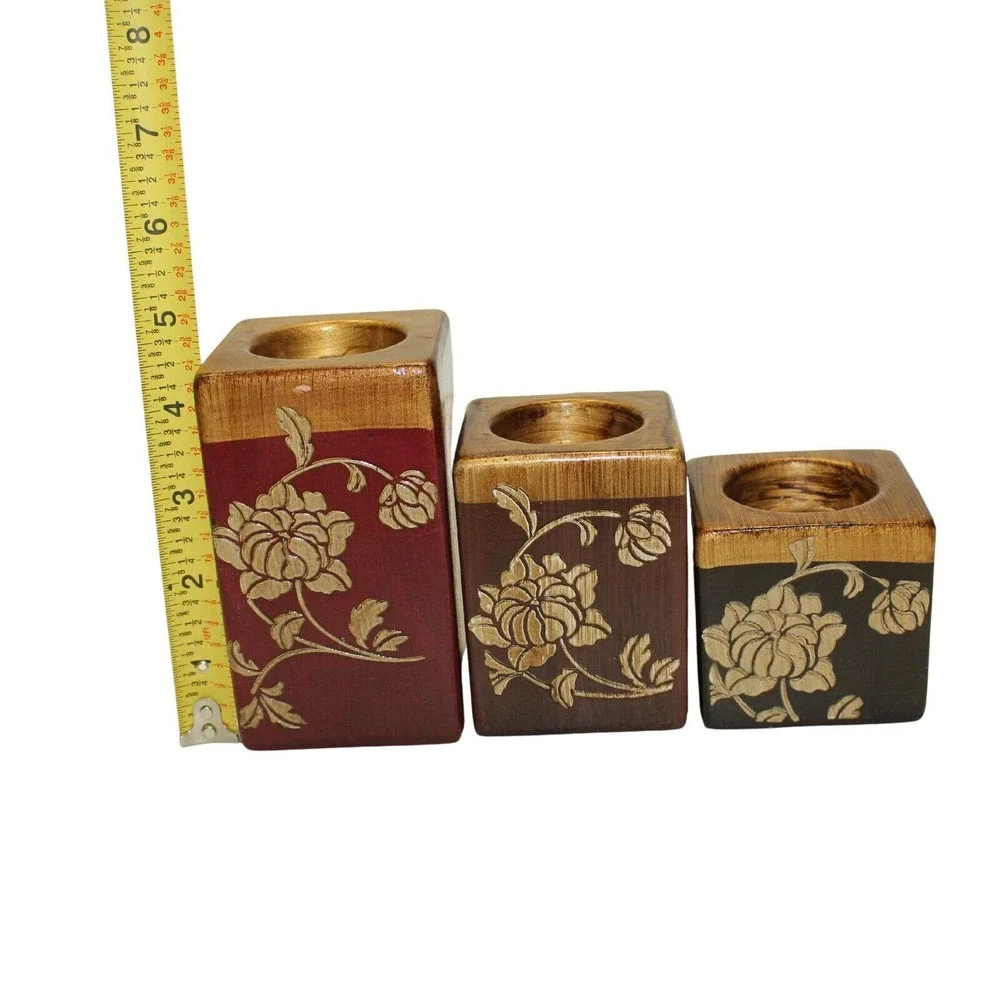 Interiors By Design Ceramic Tea Light Candle Holders with Plate Flowers